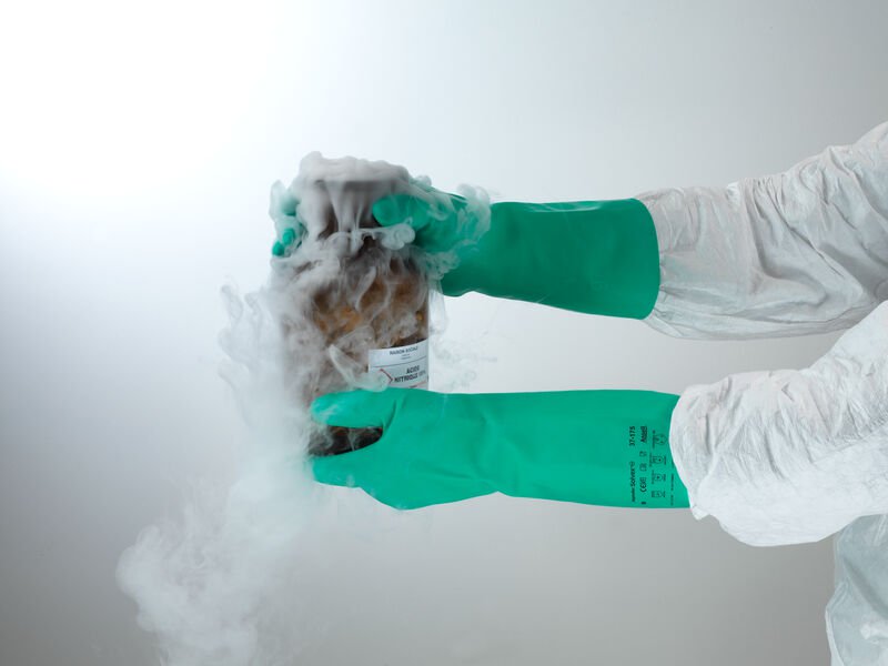 AlphaTec® Solvex® 37-175